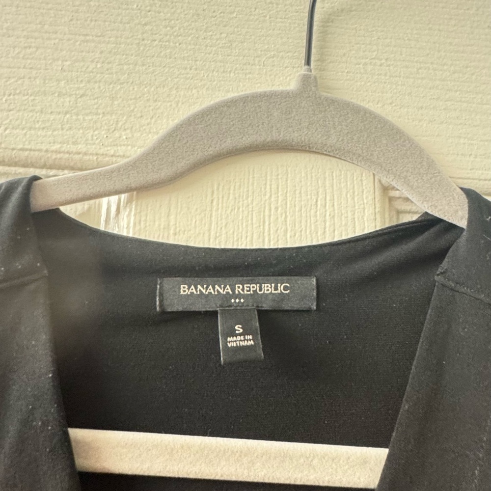 Banana Republic Black Deep V-Neck Long Sleeve Top - Picture 5 of 8
